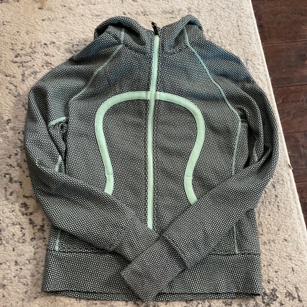 Lululemon Scuba Hoodie, Size 10
